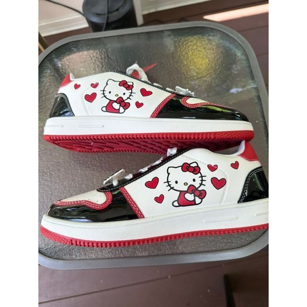 Hello Kitty Valentine's Sneakers Size 8 M Women's NWT Sanrio - Picture 2 of 3